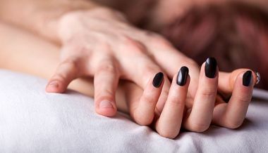 Capai Orgasme, Wanita Perlu Jadi Tukang Parkir di Ranjang
