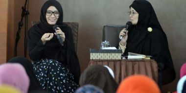 Subhanallah... Gara-gara Iklan Sirup di TV, Gadis Manis Ini Akhirnya Jadi Mualaf