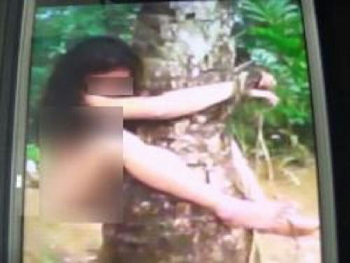Astaga, Tolak Layani Nafsu Bejat Mertua, Wanita Muda di Tapanuli Selatan Diikatkan ke Pohon Kelapa tanpa Busana, Ini Foto dan Ceritanya