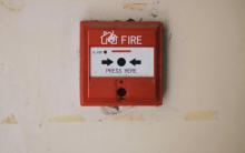 fungsi-dan-manfaat-sistem-fire-alarm-sebagai-keamanan-gedung-fungsi-dan-manfaat-sistem-fire-alarm