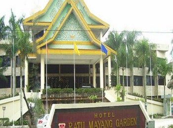 Hotel Ratu Mayang Garden