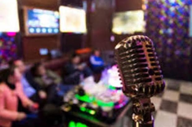 Kesal Diingatkan Waktu Nyanyi Habis, Seorang Pria Tikam Karyawan Karaoke hingga Tewas