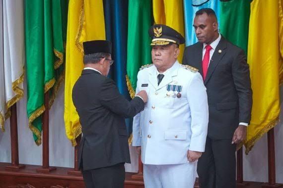Resmi Jabat Pj Gubernur Riau, Ini Sosok SF Hariyanto yang Memulai Karier dari Honorer Dinas PU