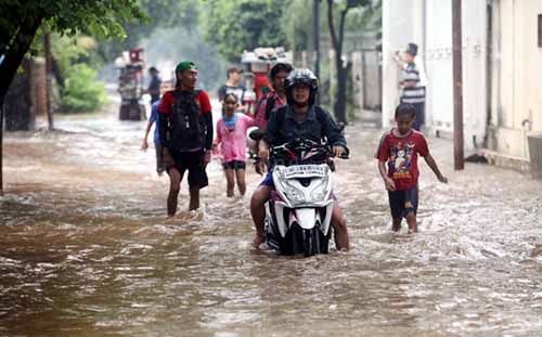 Korban Banjir di Tualang Kabupaten Siak Mulai Terserang Sakit Gatal-gatal hingga Asma