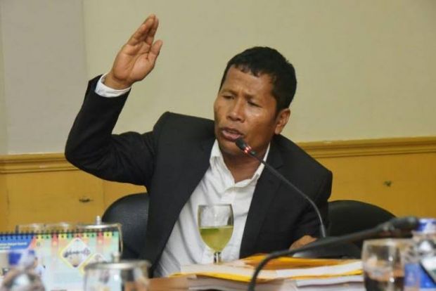 Ada Bupati yang Salat Tarawih Berjemaah di Tengah Pandemi, Ketua DPRD Riau: Kalau Mau Pencitraan Jangan Dinampakkan Betul