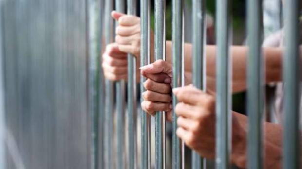 Barang Haramnya Dibawa dari Pekanbaru, Dua Napi di Padang Kendalikan Peredaran 2 Kg Sabu dan 6.000 Ekstasi dari dalam Penjara