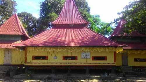 Berdiri Sejak 1905, Mesjid Ar Rahmat di Desa Tanjung Kampar Tetap Kokoh dan Megah
