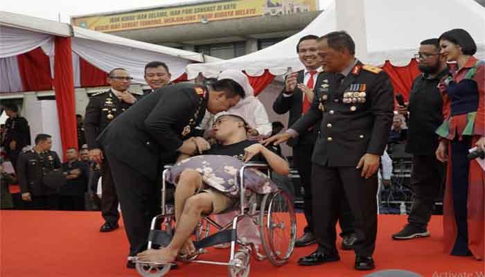 Suasana Khidmat, Santai, Gembira, dan Haru Menyatu Ketika Perayaan Hari Jadi ke-78 Bhayangkara Dilangsungkan di Halaman Kantor Gubernur Riau