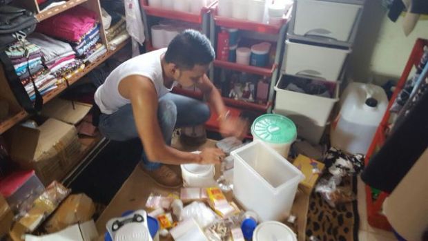 Polisi Ungkap Satu Rumah di Rumbai Pesisir Jadi Gudang Narkoba, Kedoknya Menjual Alat-alat Salon