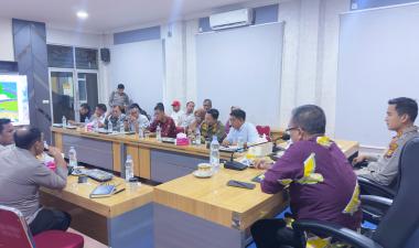 bpimpin-rakor-pengamanan-pacu-jalur-2026-kapolres-kuantan-singingi-tekankan-kesiapan-dan