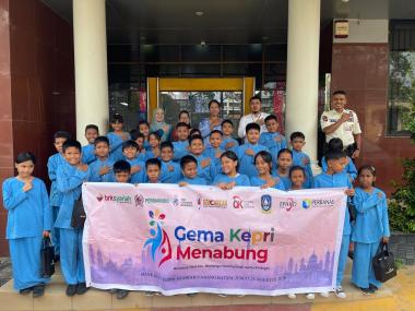 bratusan-pelajar-batam-belajar-langsung-dunia-perbankan-melalui-ischool-goes-to-banki-brk-syariahb