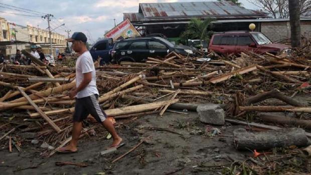 Korban Tewas Gempa dan Tsunami Palu-Donggala 832 Orang Diperkirakan Terus Bertambah, Warga Kesulitan Memenuhi Kebutuhan Hidup
