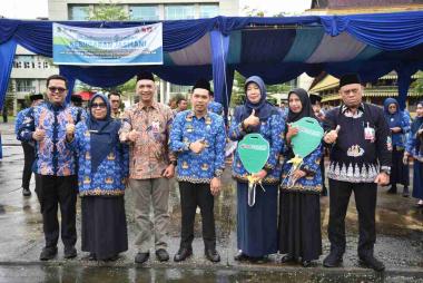 bdukung-pelayanan-kesehatan-masyarakat-brk-syariah-serahkan-dua-unit-ambulans-untuk-puskesmas