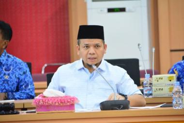 bbanmus-dprd-riau-rapat-revisi-kegiatan-dewan-untuk-november-2025b
