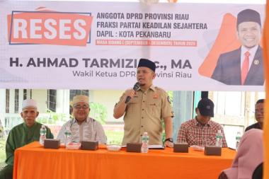 breses-wakil-ketua-dprd-riau-ahmad-tarmizi-serap-aspiras-warga-rw-01-rejosari-pekanbaru-terkait