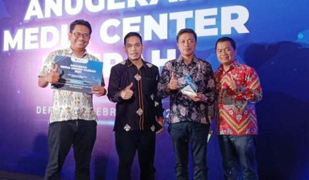 Lagi, Portal Media Center Riau Raih Penghargaan Anugerah Media Center Terbaik Nasional