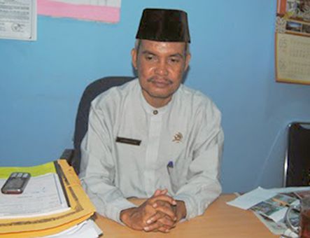 Darwis SAg Ngaku Belum Lepas Status Guru Bantu Provinsi Riau karena Gaji sebagai Ketua KPU Dumai Tak Cukup