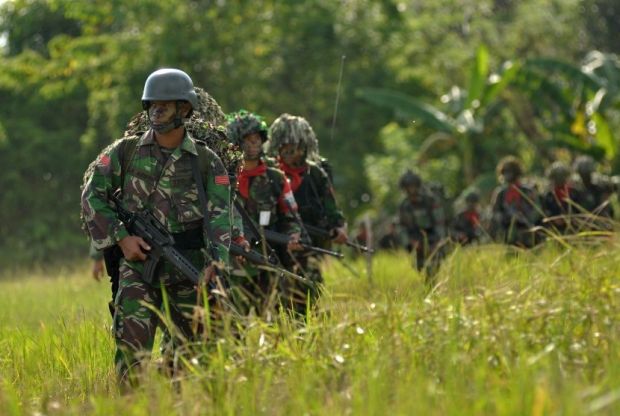 TNI Buru Orang yang Rekrut Warga Dumai Gabung dengan Kelompok Santoso