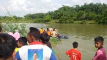 berenang-seberangi-sungai-kampar-warga-sipungguk-kecamatan-salo-tenggelam