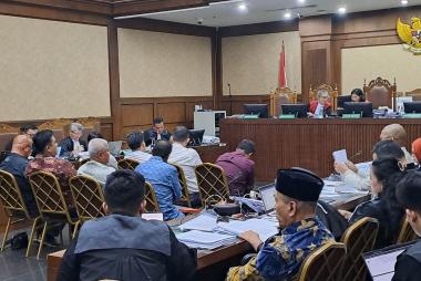 bjatah-thr-hingga-uang-terima-kasih-rp100-juta-untuk-pejabat-terkuak-di-sidang-korupsi-hajib