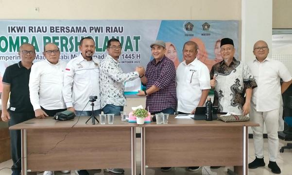 Rapat Pleno Diperluas Tetapkan Raja Isyam Azwar sebagai Plt Ketua PWI Riau & Zufra Irwan Plt Ketua Dewan Kehormatan