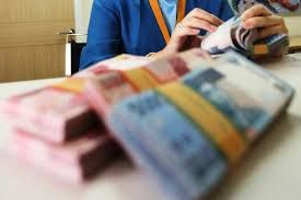 Diduga Setujui Kredit Tak Sesuai Ketentuan Sebesar Rp30 Miliar kepada Toke Sawit, Mantan Pimpinan Bank Riau Kepri Capem Sorek Dilaporkan ke Polisi