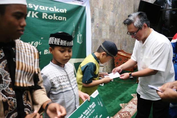 Safari Ramadan, PHR Keliling Santuni Anak Yatim dan Salurkan Sembako ke Masyarakat