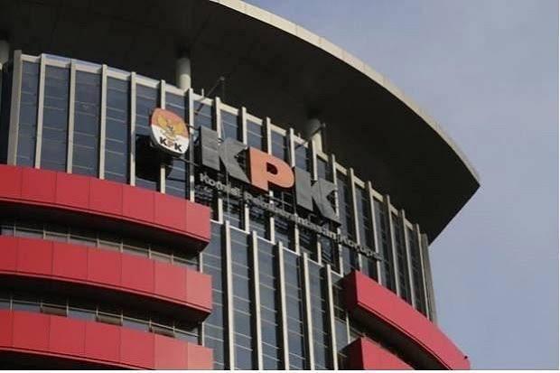 Pegiat Antikorupsi: Kalau KPK Sudah tak Independen Sebaiknya Dibubarkan Saja!