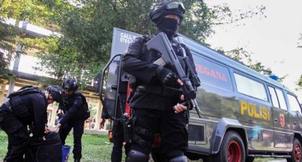 Tiga Terduga Teroris yang Ditangkap di Universitas Riau Diintai Polisi Selama 2 Pekan
