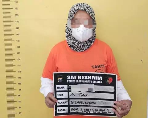 <b>Jadi DPO 2 Tahun Kasus Proyek dan SPj Fiktif, Mantan Pj Kades Serahkan Diri</b>