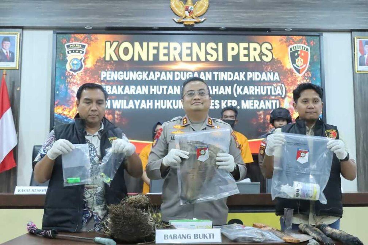 <b>Dua Pembakar Lahan di Meranti Ditangkap, Salah Satunya Perempuan</b>
