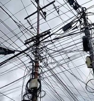 bkabel-wifi-melintang-di-jalan-masih-memakan-korban-di-pekanbarub