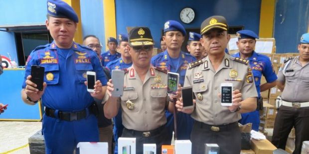 Wow, 13 Ribu Ponsel Iphone dan Xiaomi yang Disita Polda Riau Bernilai Rp 6 Miliar