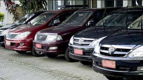 Hingga Akhir Agustus Baru 8 Mobil Dinas yang Dikembalikan Anggota DPRD Pekanbaru, Masih Ada 30 Lagi