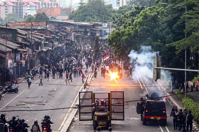 <b>Hasil Tes Urin, 22 Pelaku Kerusuhan Aksi Massa di Depan Gedung DPR/MPR Terdeteksi Positif Mengandung Narkoba</b>