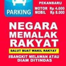 protes-warga-pekanbaru-terhadap-kenaikan-tarif-parkir-tidak-semua-pengendara-roda-24-itu-orang-kaya