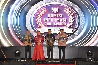 bbrk-syariah-kembali-terima-penghargaan-ki-award-menuju-informatif-2024b