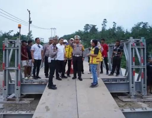 <b>Warga Riau Ingin ke Sumbar Diimbau untuk Gunakan Jalur Alternatif, Jangan Lewat XIII Koto Kampar !!</b>