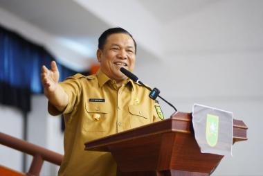 bpemprov-riau-kirim-bantuan-uang-tunai-rp3-miliar-untuk-sumbar-sumut-dan-acehb