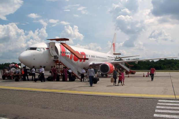 Pesawat Lion Air Tujuan Batam Dialihkan ke Pekanbaru karena Cuaca Buruk