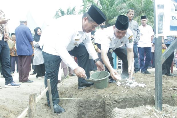 Letakkan Batu Pertama Pembangunan Pondok Pesantren, Ini Pesan Wakil Bupati Asahan