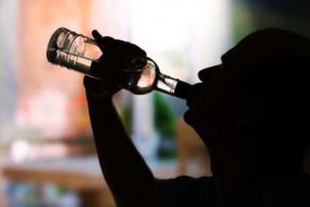 4 Pemuda Tewas Usai Tenggak Miras Berkadar 80 Persen Alkohol