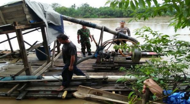 Polres Kuansing Tangkap 2 Penambang Emas Ilegal di Desa Kebunlado, Pelaku Warga Pati Jateng