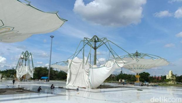 Polda Riau Ikut Memantau Proyek Payung Elektrik Masjid An-Nur Pekanbaru yang Mangkrak
