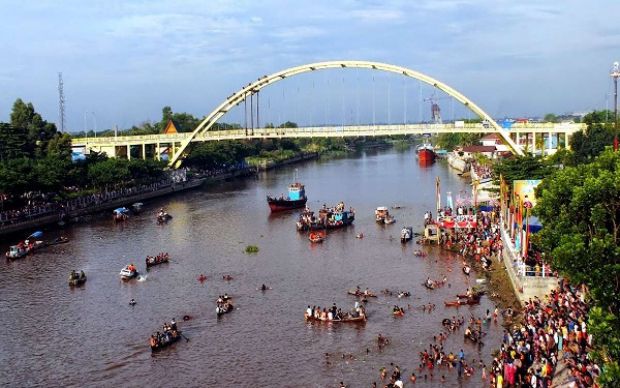 Petang Megang, Tradisi Orang Pekanbaru Sambut Ramadan di Tepian Sungai Siak Tempo Dulu yang Masih Lestari, Begini Sejarahnya