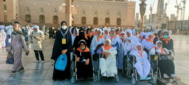 Alhamdulillah, Sebanyak 165 Orang Jemaah Haji Wanita Hari Ini Laksanakan Ziarah Ke Raudhah