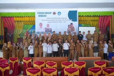 bkepala-sma-sekabupaten-siak-diberi-trik-menghadapi-oknum-mengaku-wartawanb