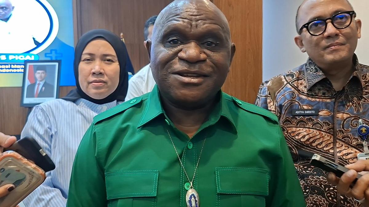 <b>Dikenal Sosok yang Vokal, Natalius Pigai Akui Kesulitan Rampungkan Draf Revisi UU HAM Usai Buat Wacana Korupsi sebagai Pelanggaran HAM Berat</b>