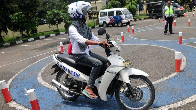 Pembuatan SIM di Riau Dipermudah, Uji Praktik Uji Pola 8 dan Zig-zag Resmi Dihapus