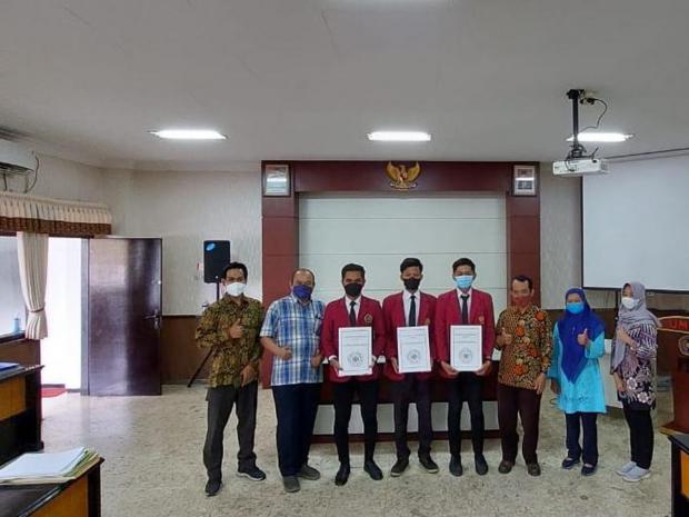 3 Mahasiswa di Kampus Muhammadiyah Ini Gondol Gelar Sarjana tanpa Skripsi